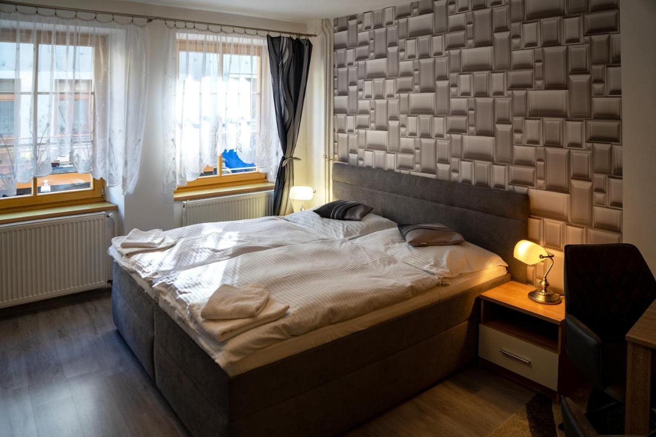 Penzion U Hejtmana Klatovy Exteriör bild