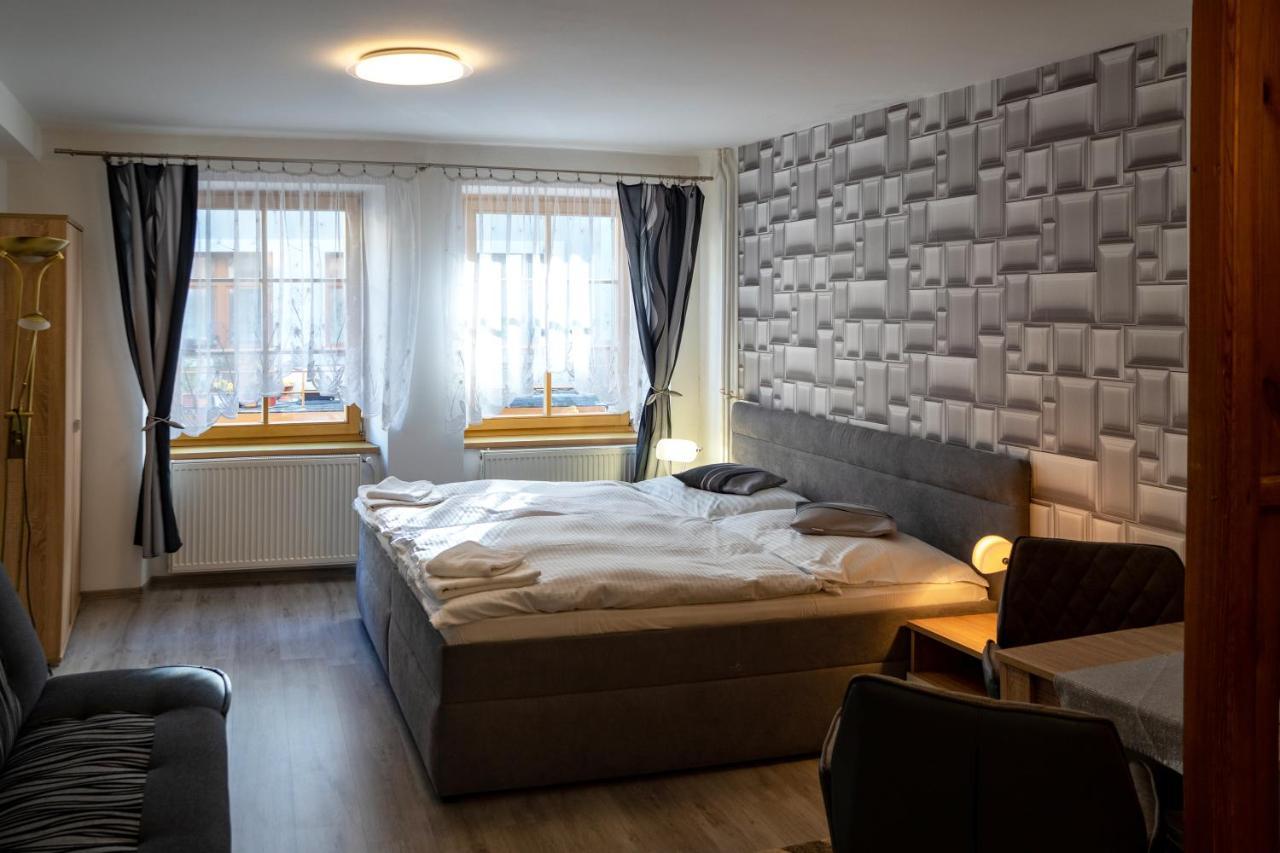 Penzion U Hejtmana Klatovy Exteriör bild