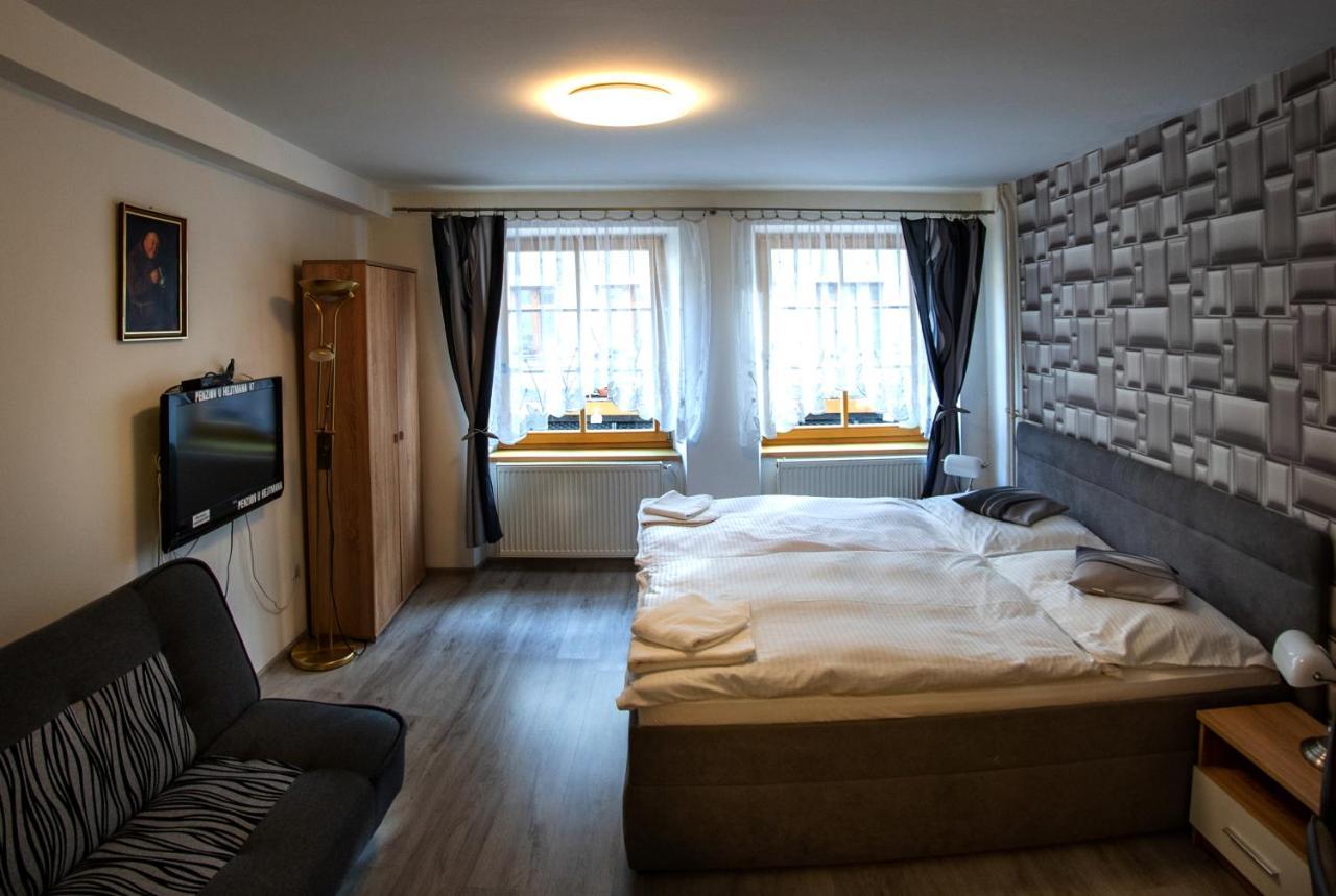 Penzion U Hejtmana Klatovy Exteriör bild